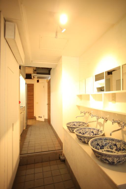 Base Inn Komagome Tokyo prefektur Exteriör bild